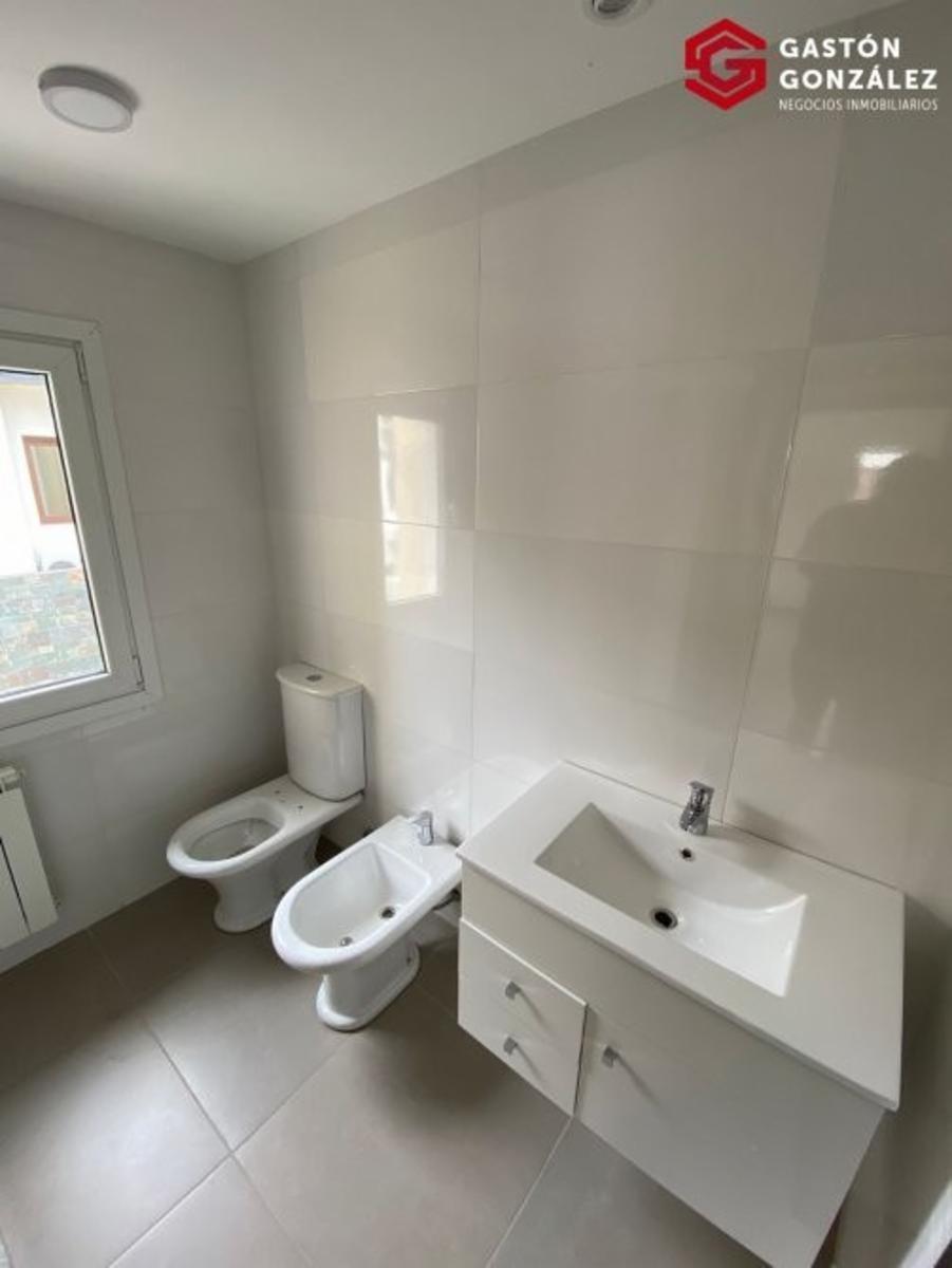 Venta de Duplex 3 Ambientes en Monte Grande Centro - Cochera - Detalles de Categoría 5