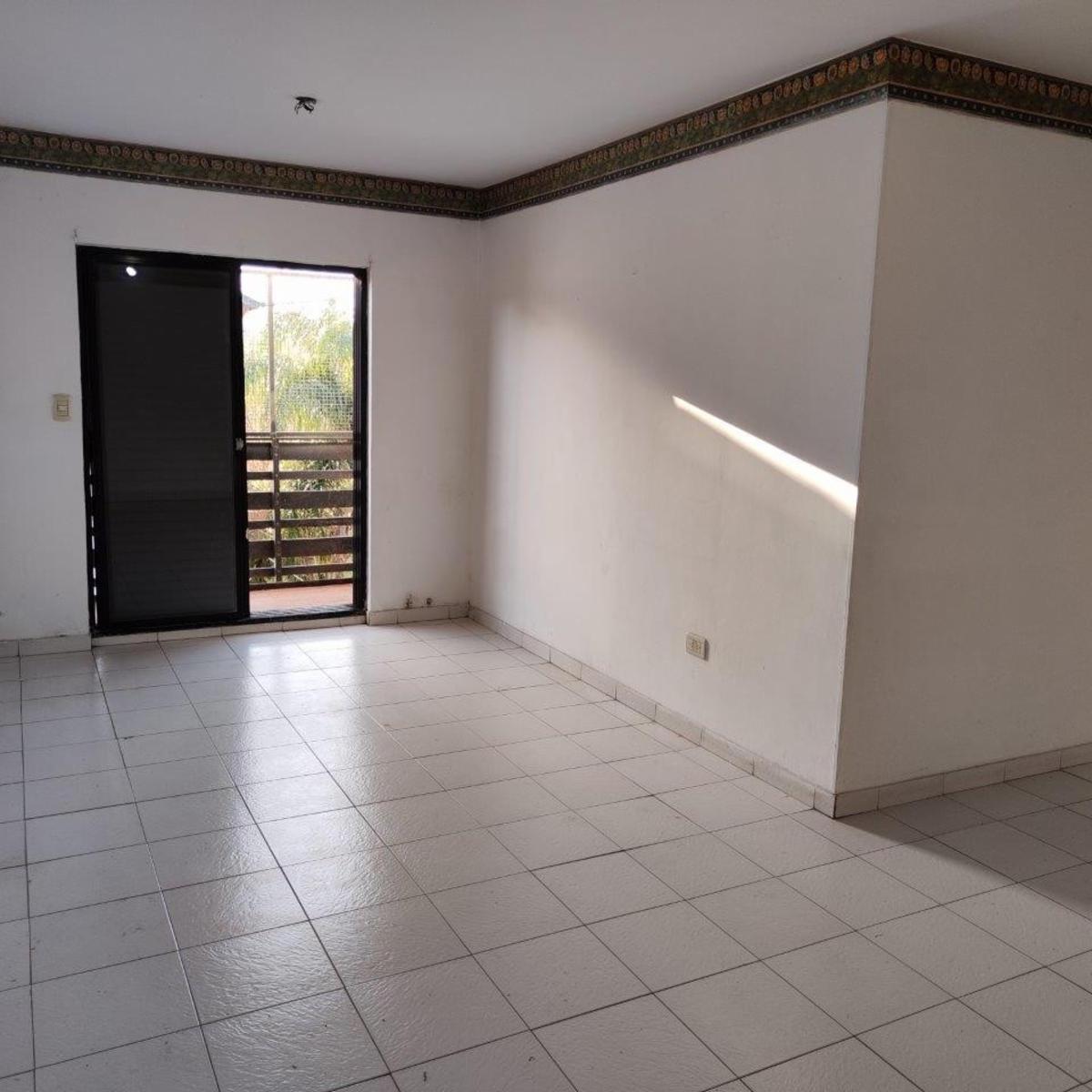 Oportunidad Venta de 2 Departamentos Juntos en Barrio Coca Cola - 6 Ambientes - 2 Baños - Monte Gra 4
