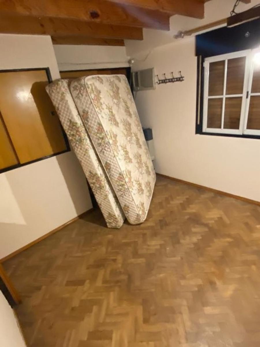 Foto de VENTA DE EXCELENTE TRIPLEX 4 AMBIENTES CON COCHERA - MONTE GRANDE, imagen 4