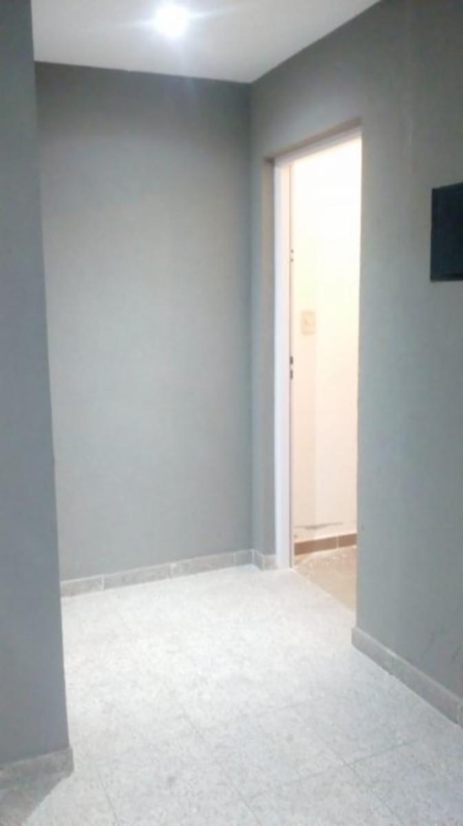 Venta de Amplio Departamento de 2 Ambientes a Estrenar con Cochera - Apto a Credito 3
