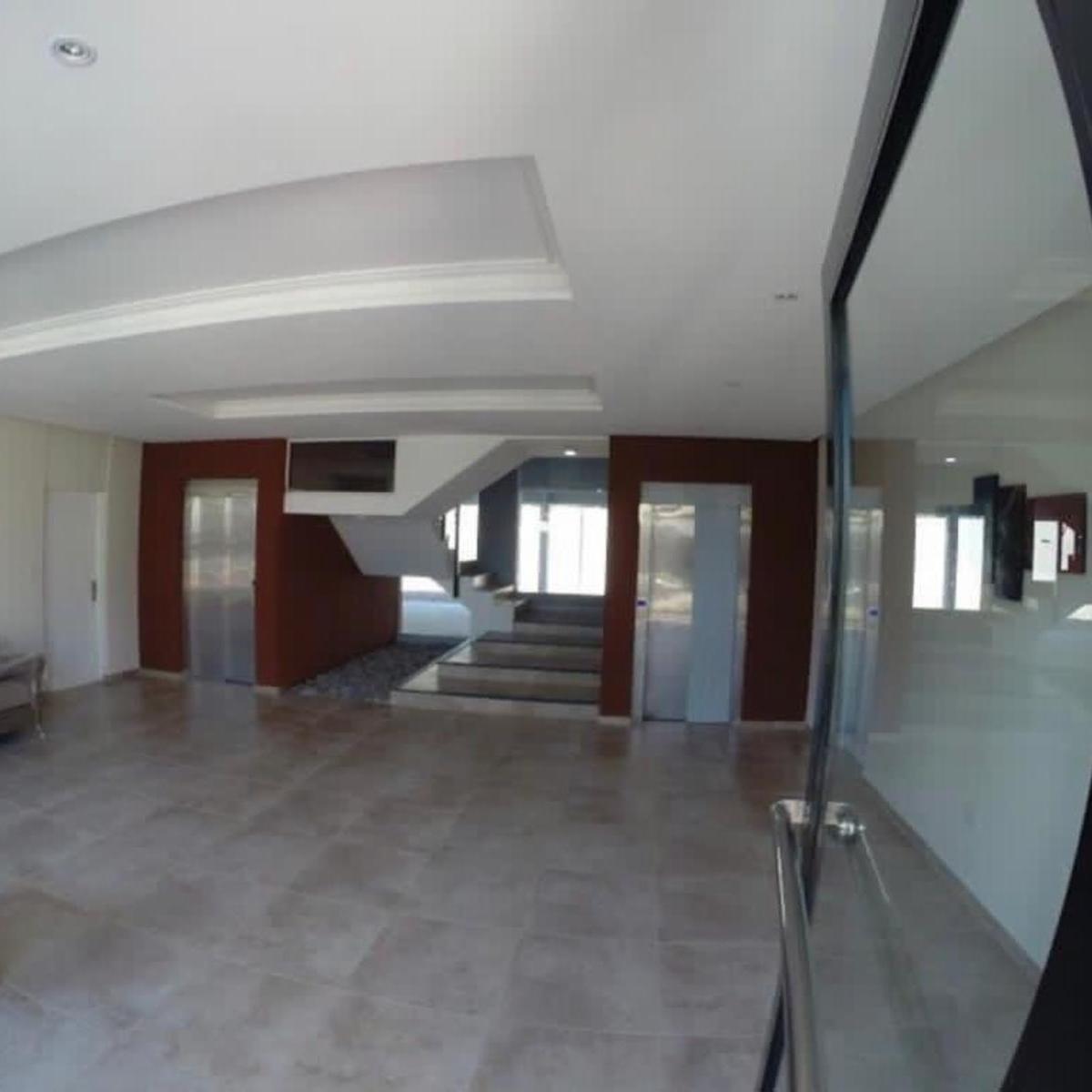 Venta de Inmejorable Departamento 2 Ambientes a Estrenar con Cochera - Pleno Centro Monte Grande 5