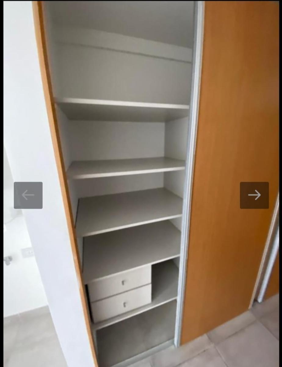 Venta de Impecable Monoambiente con Cochera - Inmejorable Ubicación. Monte Grande Pleno Centro 4