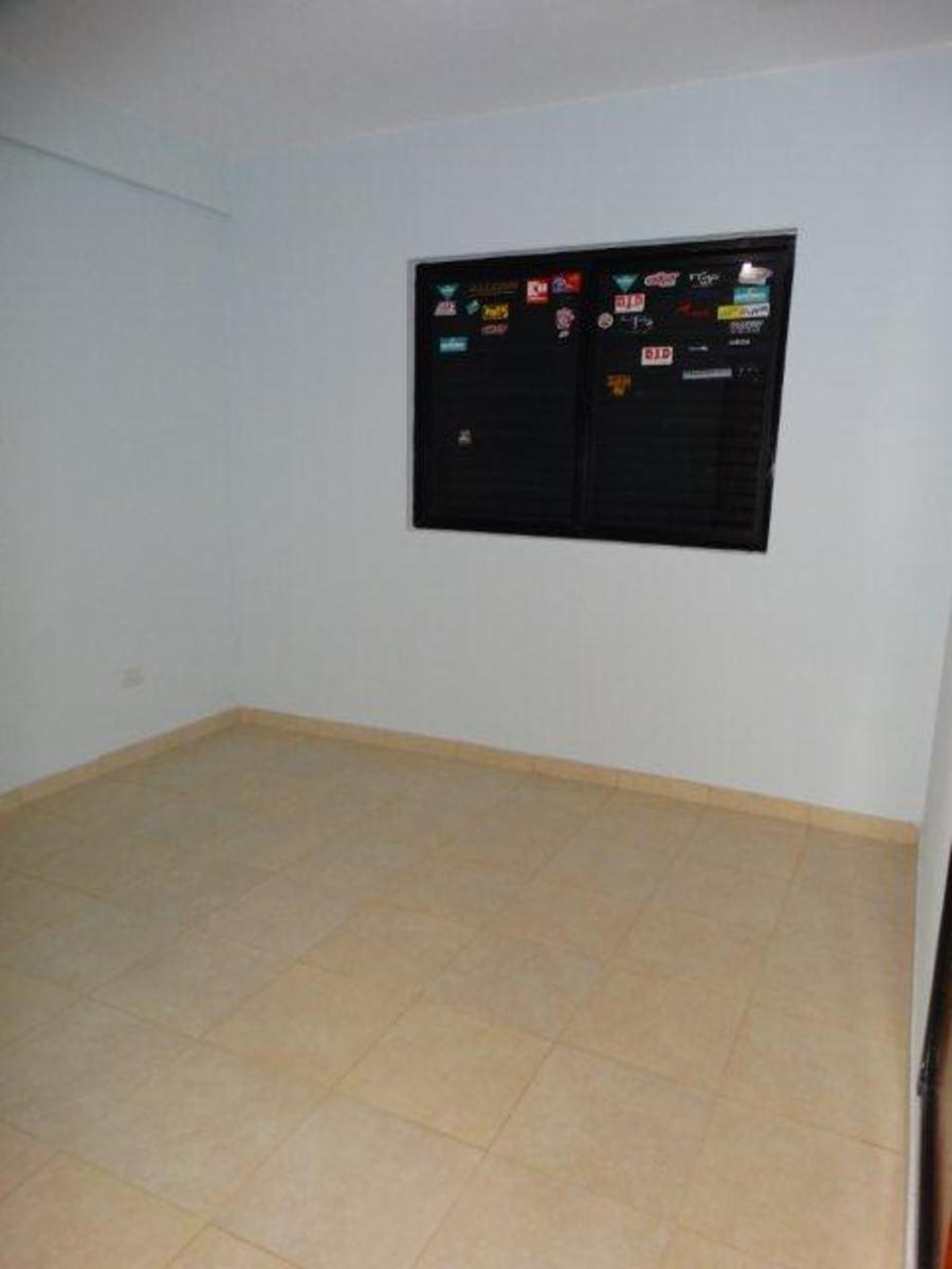 Departamento 3 Ambientes en Segundo Piso - Barrio Docentes Plan III - Monte Grande 2