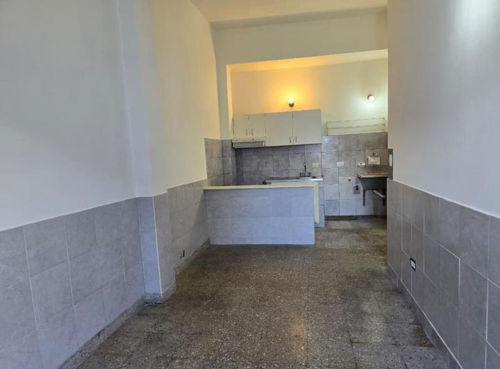 ALQUILER DE EXCELENTE DEPARTAMENTO 2 AMBIENTES EN PLANTA BAJA - LUIS GUILLÓN 1