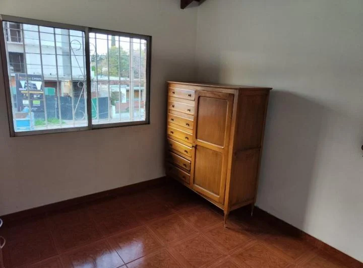 ALQUILER DE DEPARTAMENTO 3 AMBIENTES CON COCHERA DESCUBIERTA - MONTEGRANDE - SOLO 2 PERSONAS 4