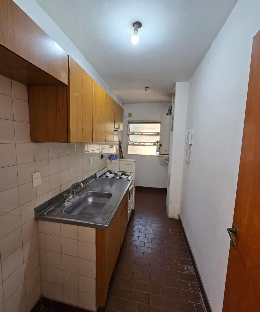 Foto de ALQUILER DE DEPARTAMENTO 3 AMBIENTES EN BARRIO COCA COLA - MONTE GRANDE, imagen 3