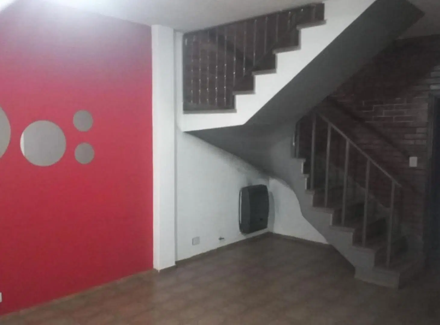 VENTA DE DUPLEX 4 AMBIENTES APTO A CREDITO - MONTE GRANDE - CON ESPACIO DE ESTACIONAMIENTO 5