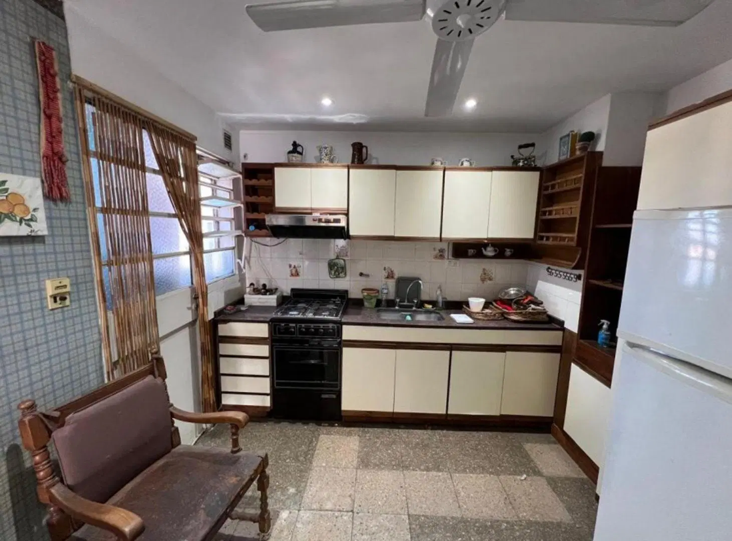VENTA DE DEPARTAMENTO 3 AMBIENTES FRENTE A ESTACION MONTE GRANDE - APTO A CREDITO HIPOTECARIO 5