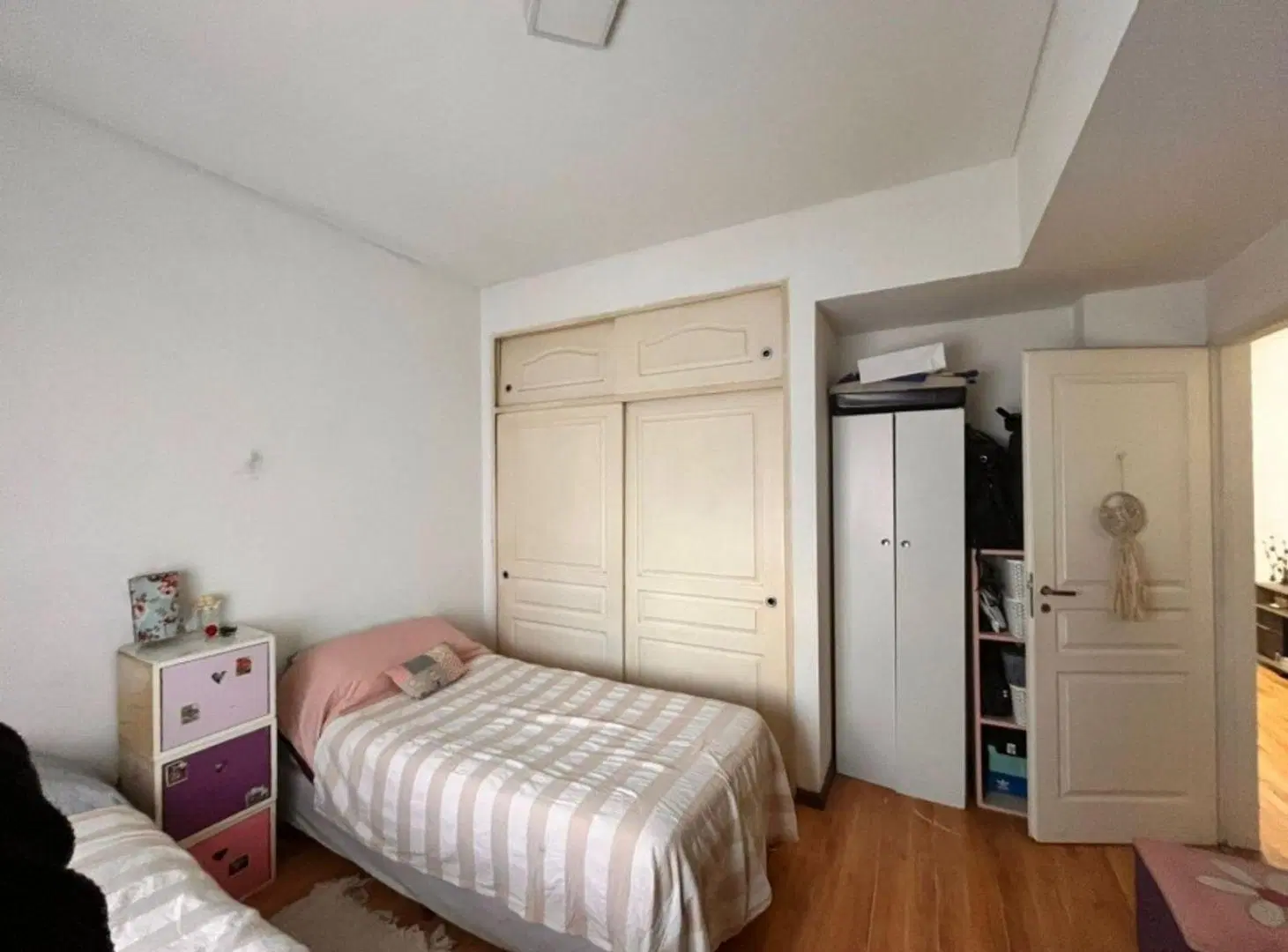 VENTA DE EXCELENTE DEPARTAMENTO EN CENTRO DE LOMAS DE ZAMORA - APTO A CREDITO HIPOTECARIO 5