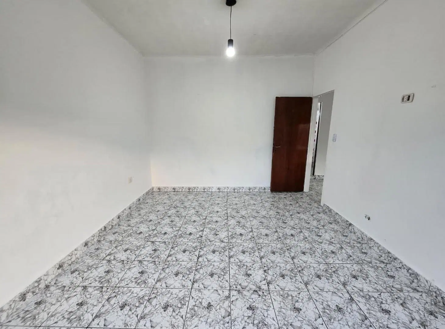ALQUILER DE DEPARTAMENTO 3 AMBIENTES SOBRE AVENIDA BVARD. BS. AS. - MONTE GRANDE 3