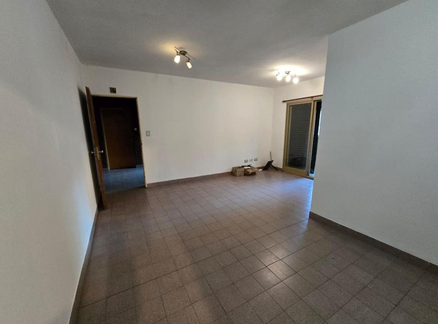 Foto de ALQUILER DE DEPARTAMENTO 3 AMBIENTES EN BARRIO COCA COLA MONTE GRANDE, imagen 5