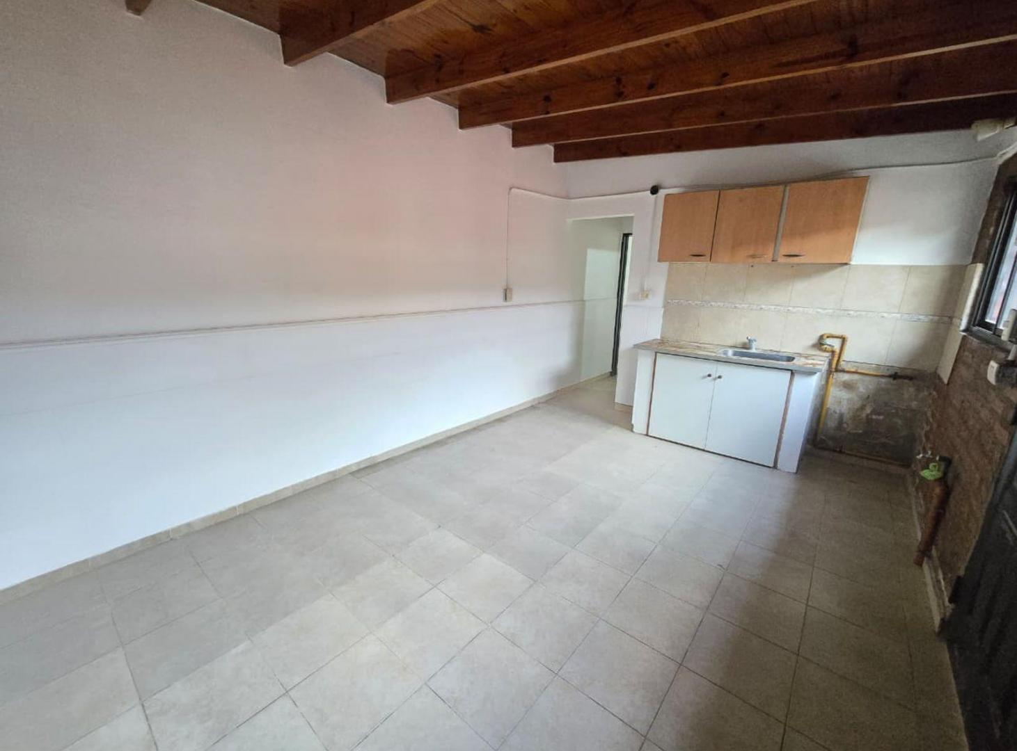 Foto de ALQUILER DE DEPARTAMENTO 3 AMBIENTES EN MONTE GRANDE, imagen 1