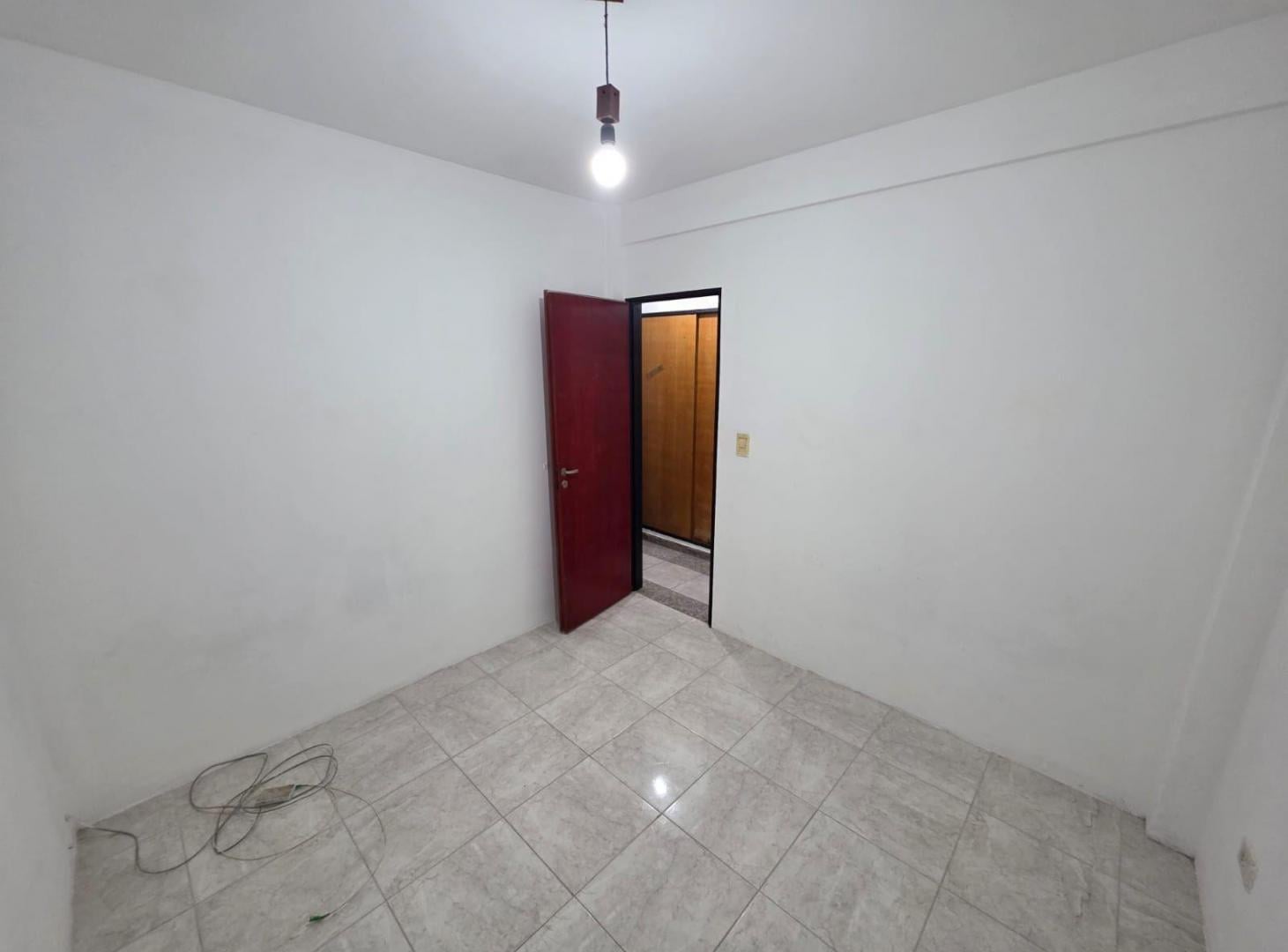 Foto de ALQUILER DE DEPARTAMENTO 3 AMBIENTES EN BARRIO COCA COLA - A METROS DE, imagen 5