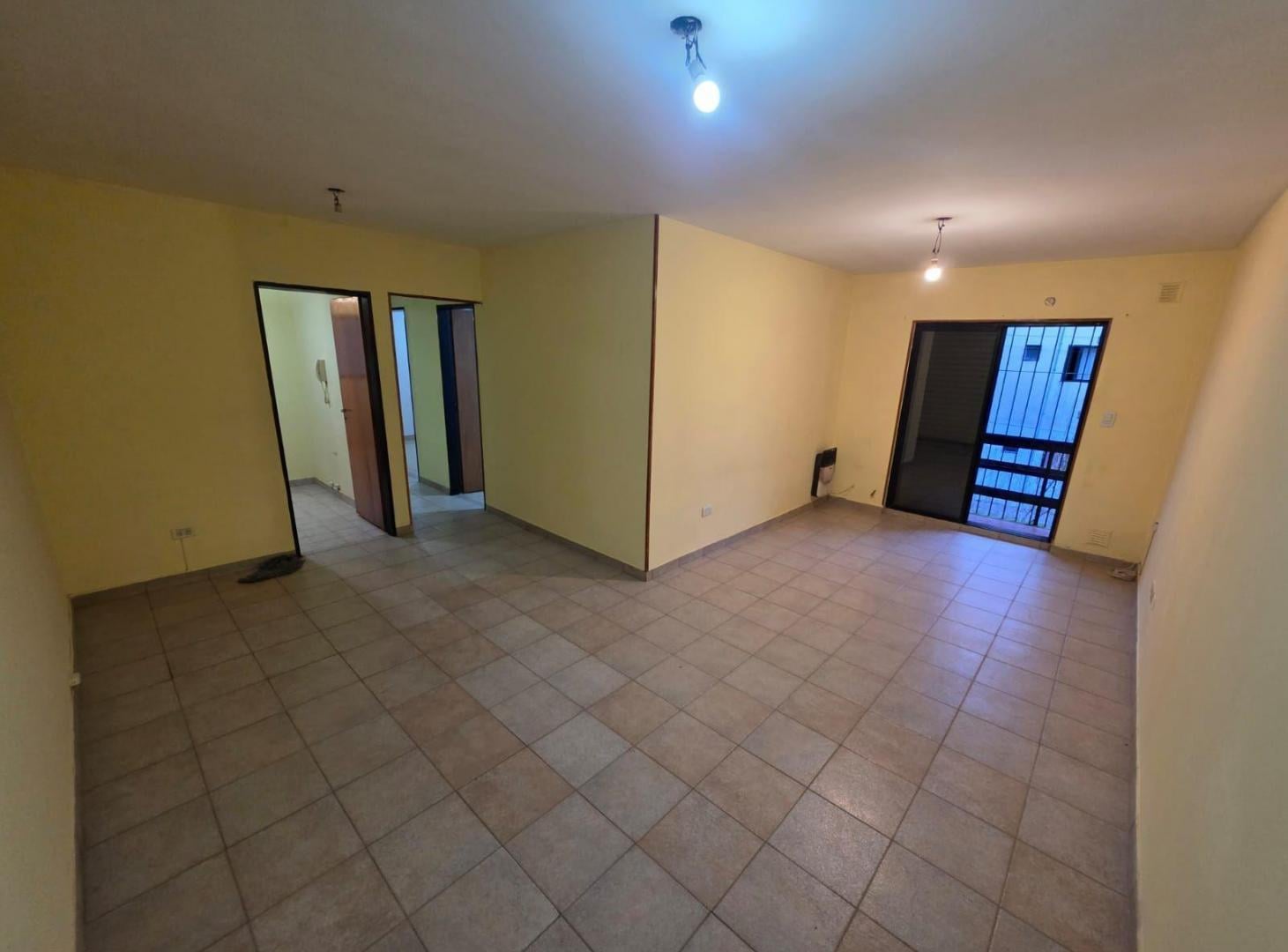 Foto de ALQUILER DE DEPARTAMENTO 3 AMBIENTES EN MONTE GRANDE - BARRIO COCA COLA, imagen 1