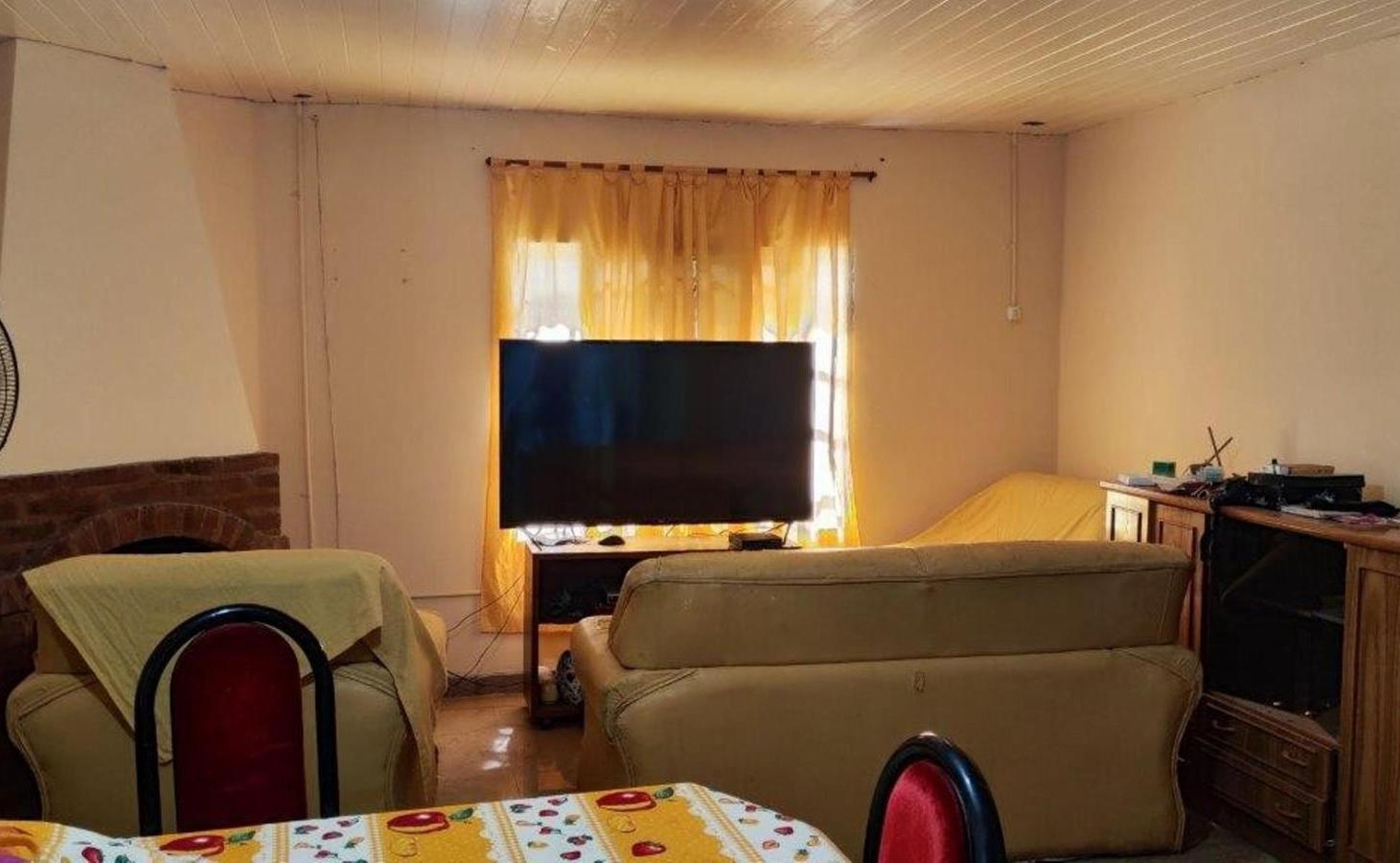 Foto de VENTA DE CASA 3 AMBIENTES - MÁS 2 DEPARTAMENTOS MONO AMBIENTE Y UN, imagen 1