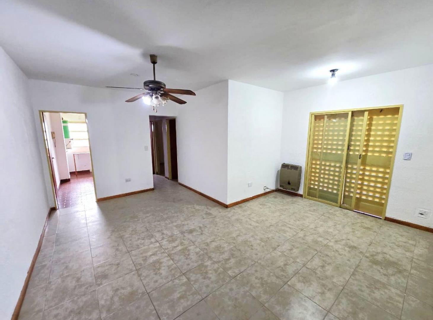 Foto de ALQUILER DE DEPARTAMENTO 3 AMBIENTES EN EL SEGUNDO PISO DEL EDIFICIO 5, imagen 1