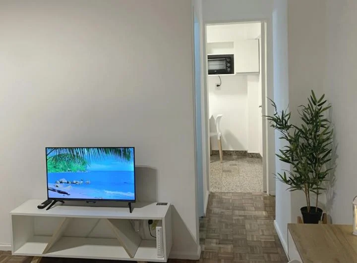 Departamento monoambiente en alquiler en Recoleta 2