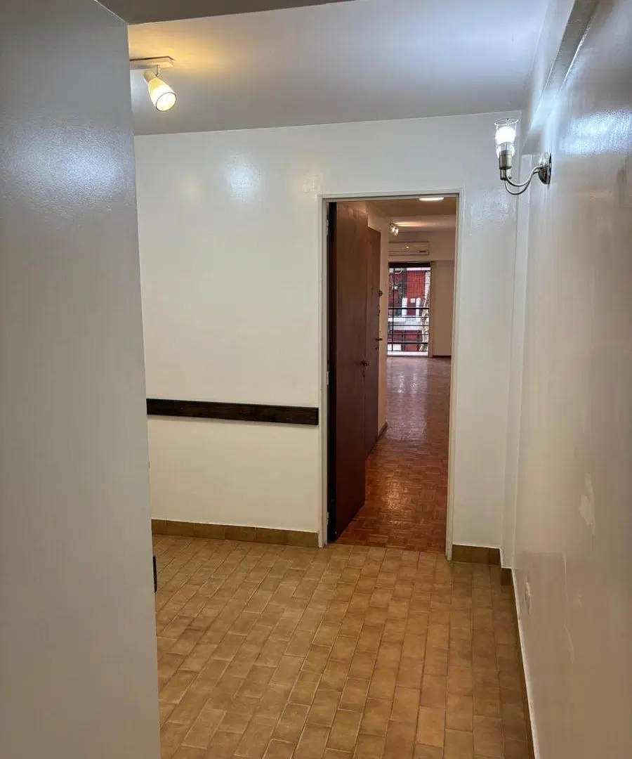Departamento cinco ambientes en Belgrano R en alquiler 4