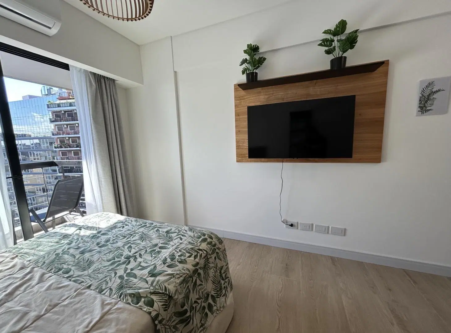 Departamento monoambiente en alquiler en Abasto 3