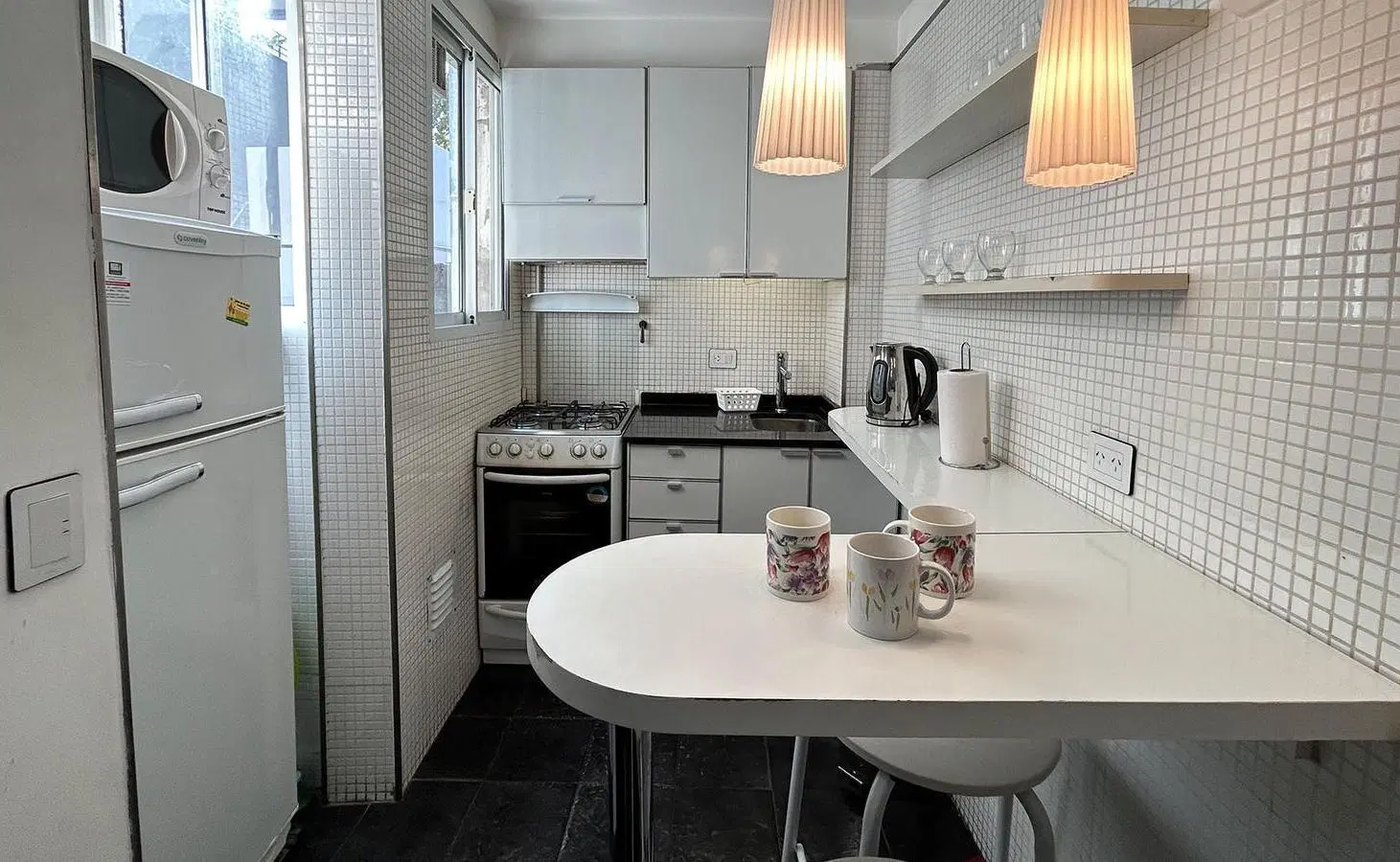 Departamento dos ambientes en alquiler en Belgrano 4