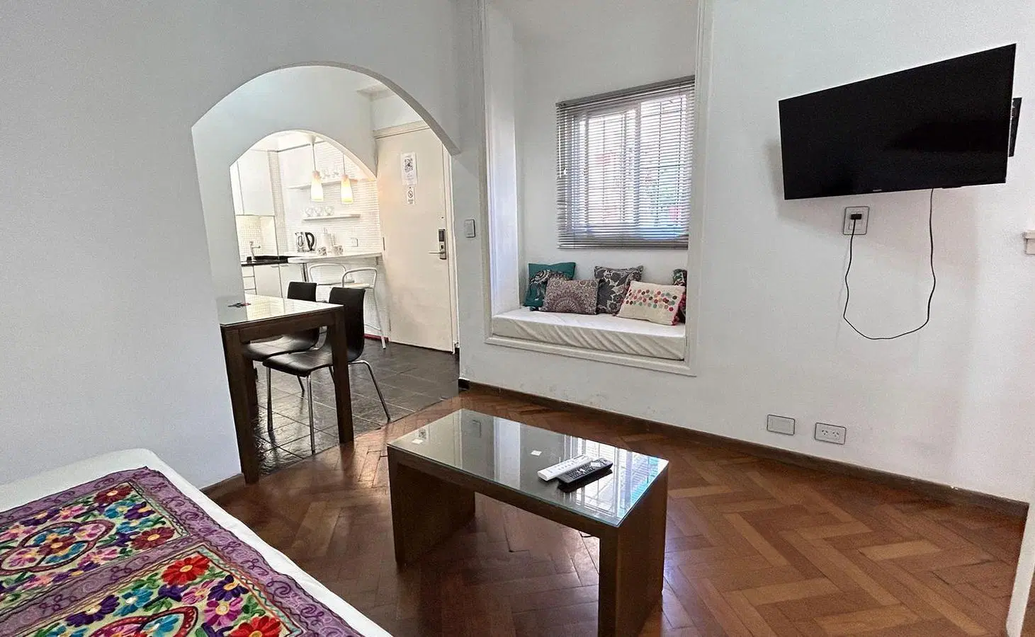 Departamento dos ambientes en alquiler en Belgrano 2