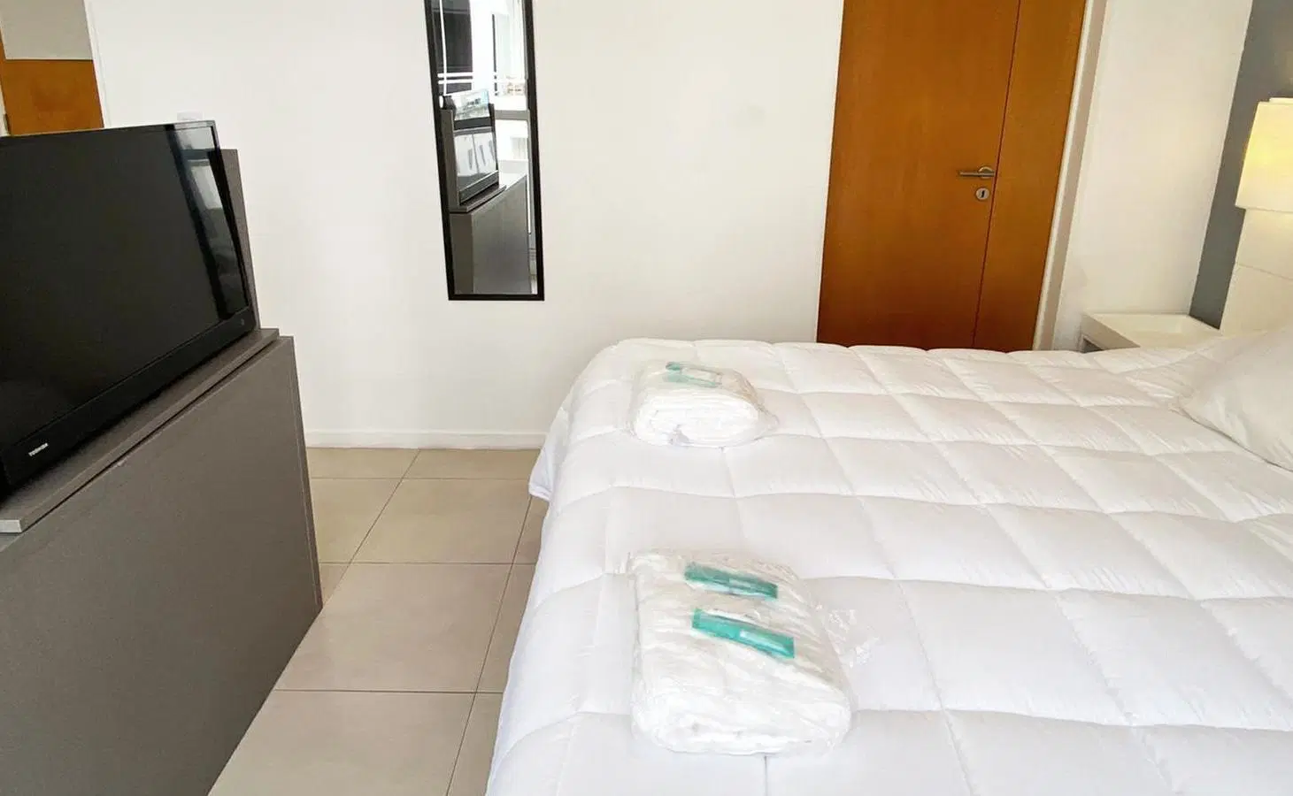 Departamento monoambiente en alquiler en Monserrat 3