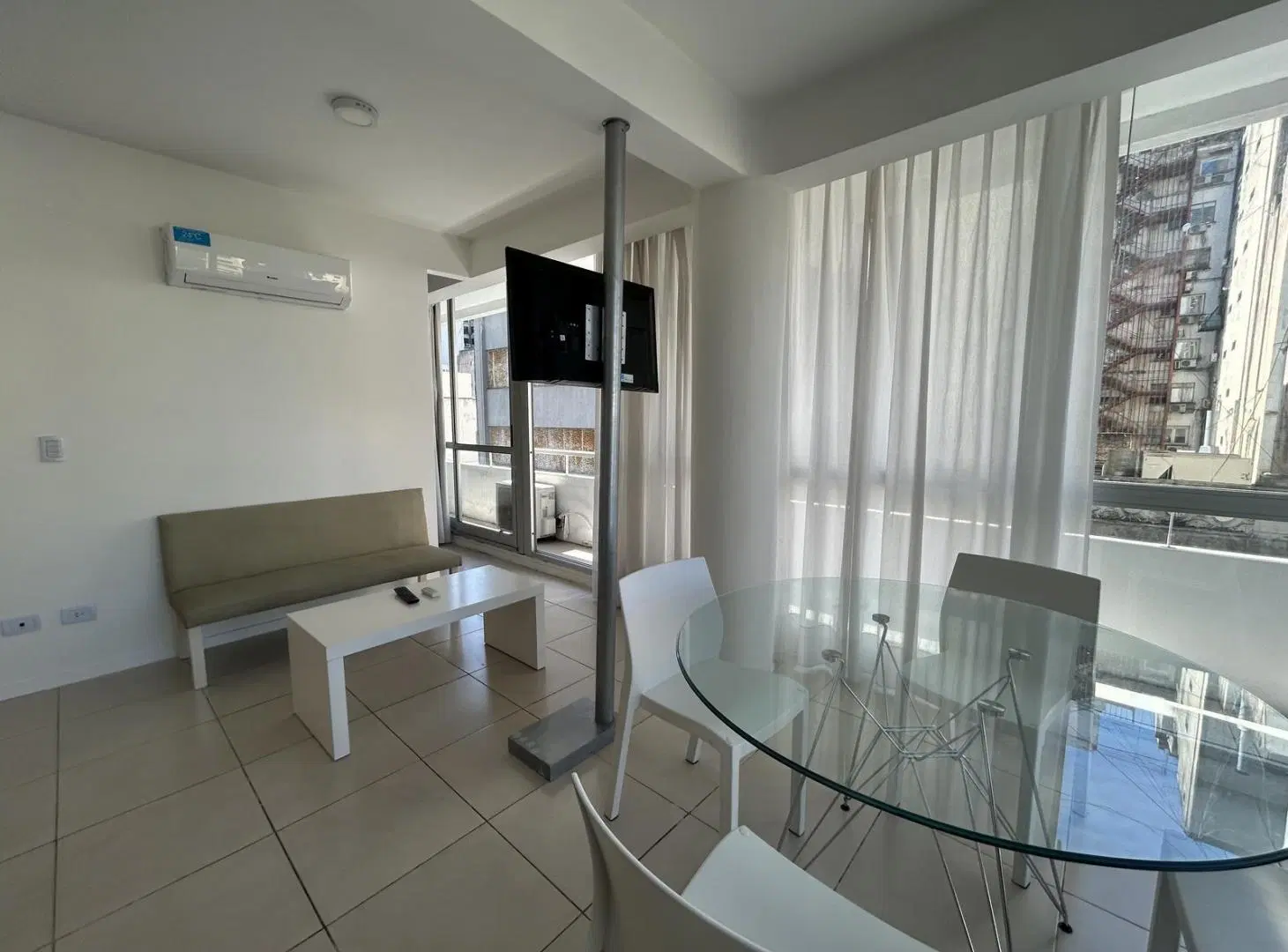 Departamento monoambiente en Monserrat en alquiler 8