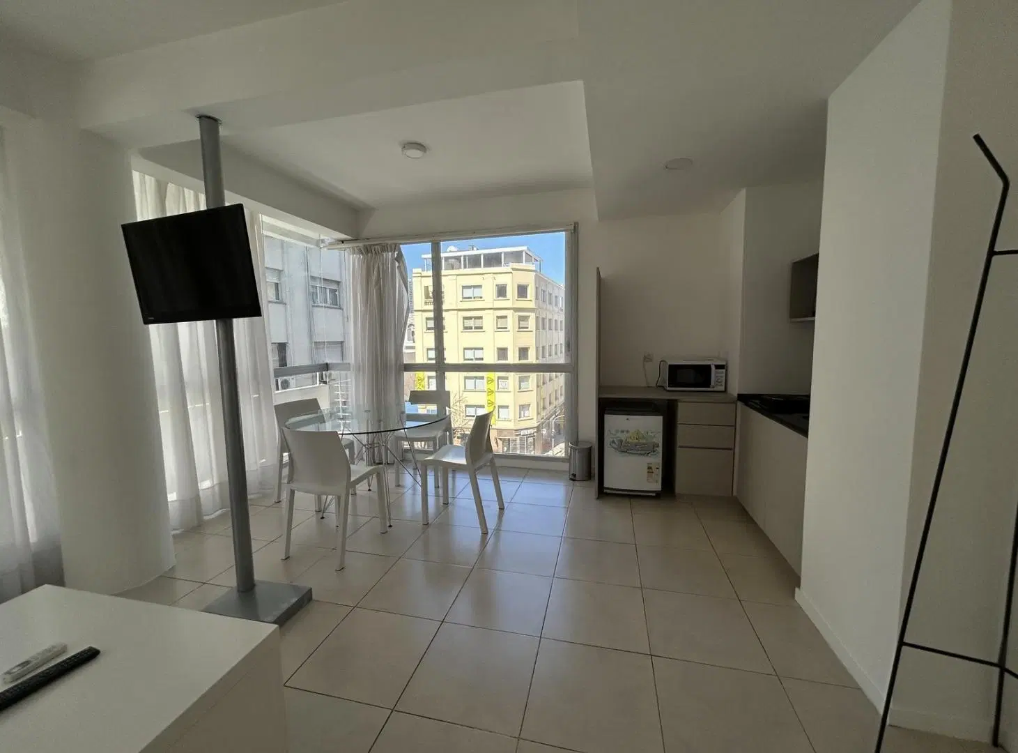 Departamento monoambiente en Monserrat en alquiler 4