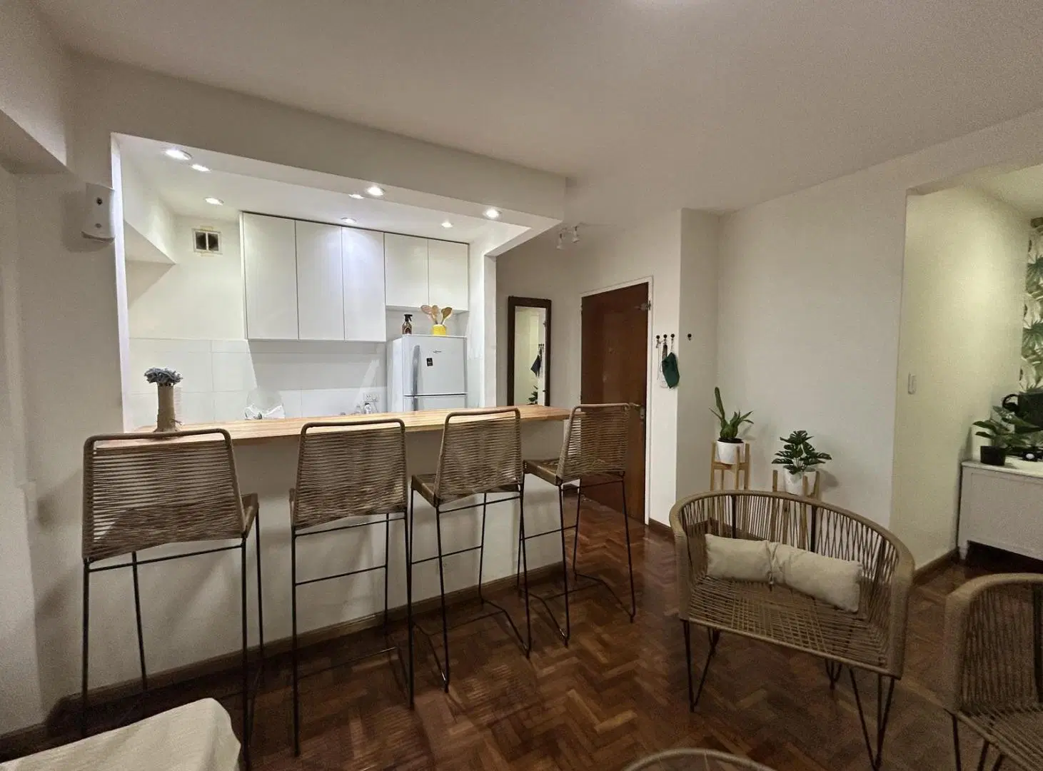 Departamento dos ambientes en alquiler en Recoleta 5