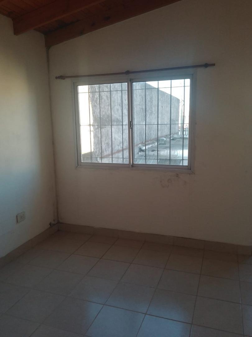 Departamento 2 Ambientes Grand Bourg 1