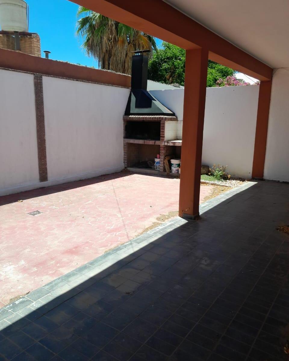 Casa en Venta Godoy Cruz a Una Cuadra de Calle San Martín 1