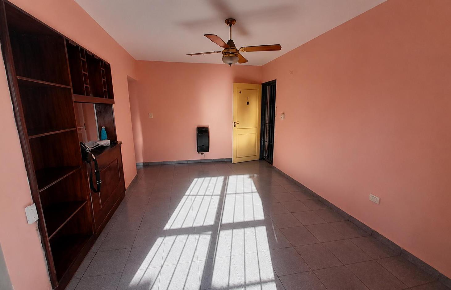 Foto de Departamento en Alquiler /2 dormitorios con patio y cochera en Ciudad, imagen 5