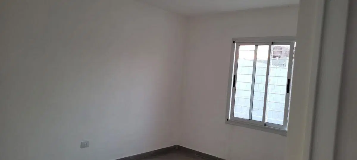 OPORTUNIDAD HERMOSA CASA PRACTICAMENTE NUEVA !! 1