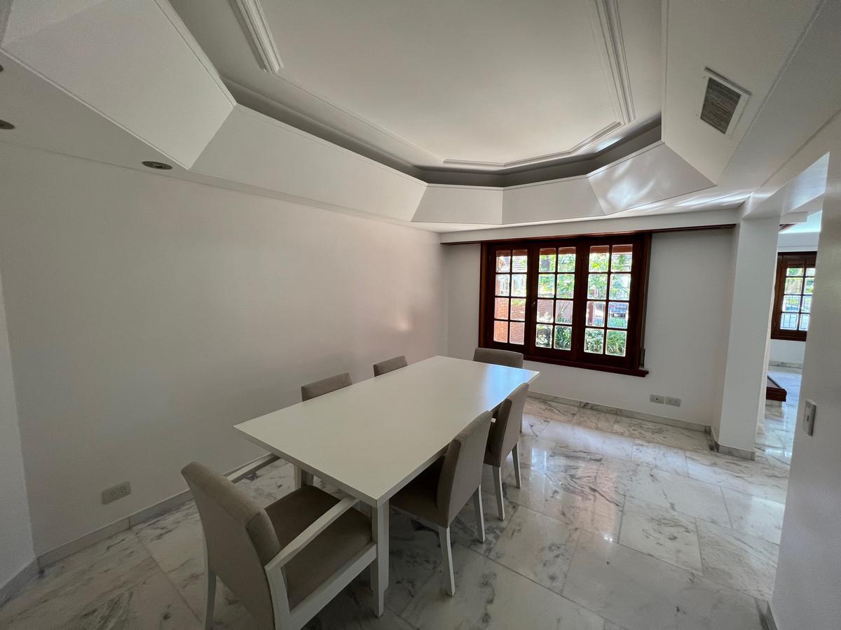 Casa - Temperley Oeste 4