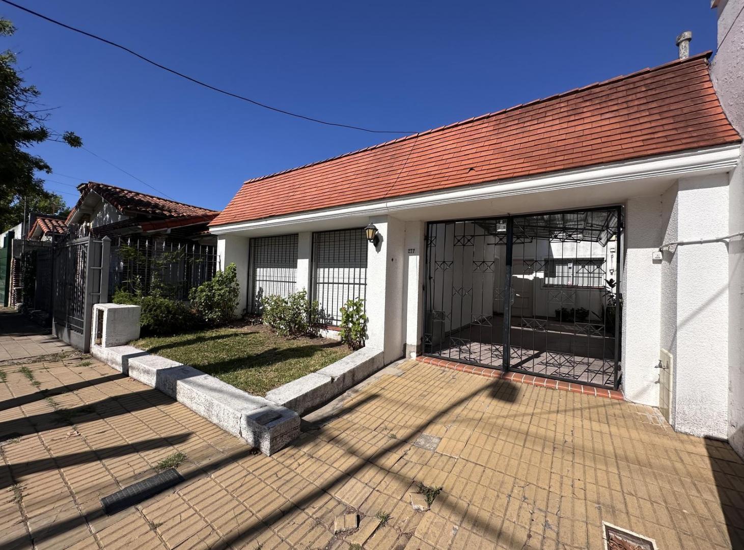 Casa en Temperley Este