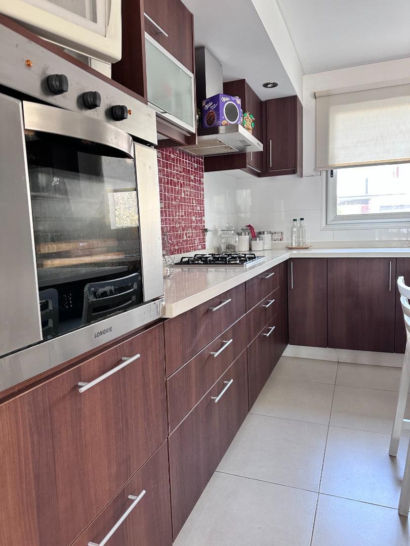 Casa en Venta 6 Ambientes en Las Golondrinas, Hudson 2