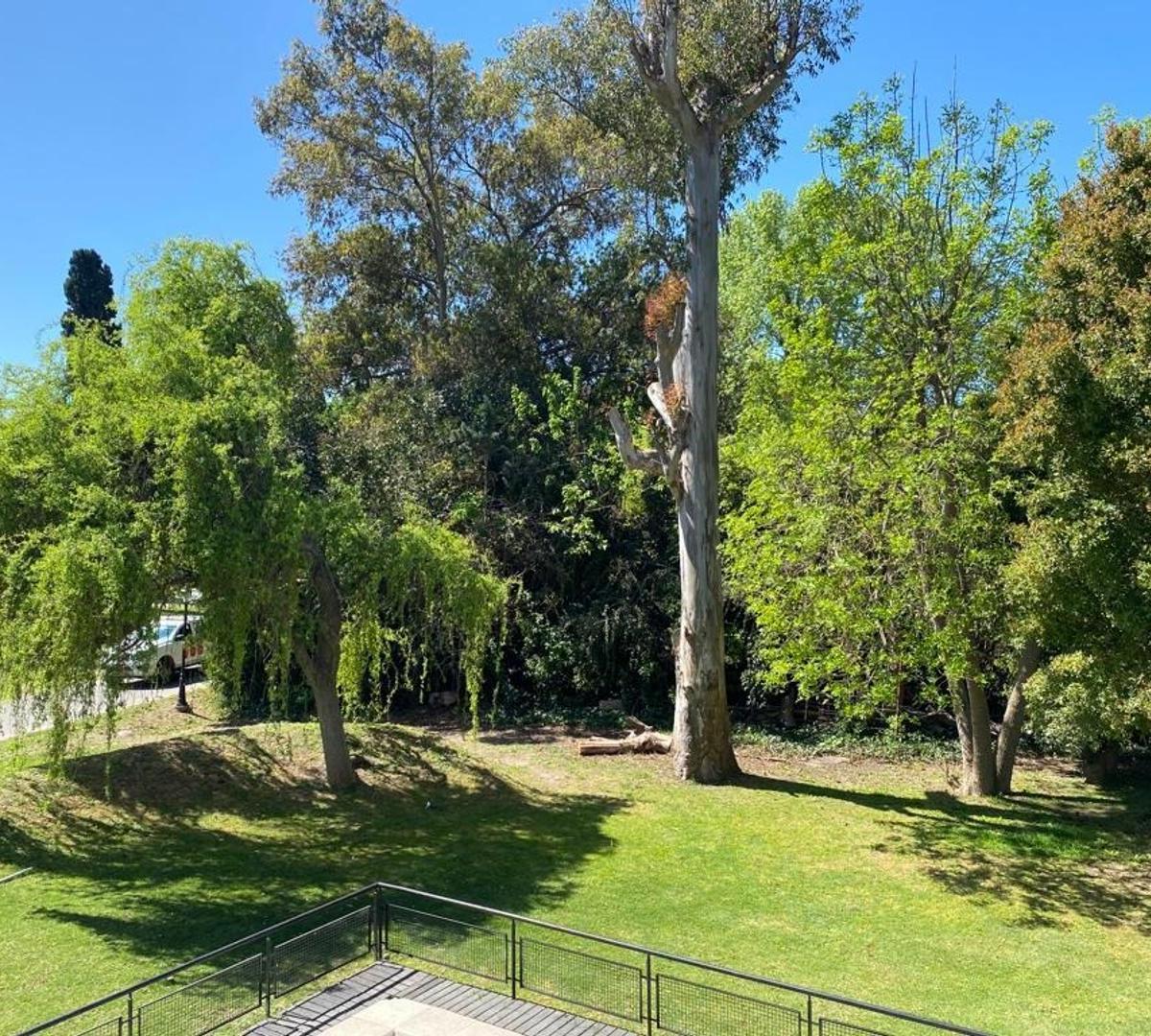 Casa en Venta en Abril Club de Campo 1