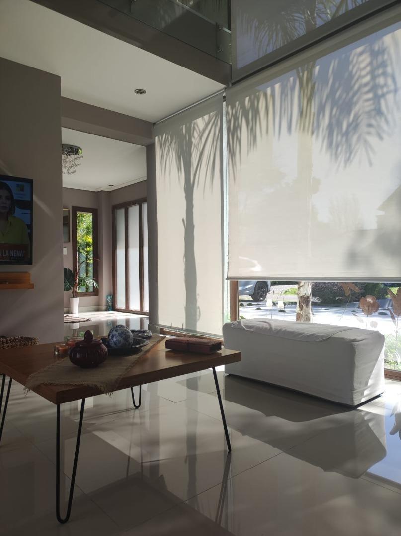 Foto de Venta Casa en Abril, Club de Campo, imagen 2