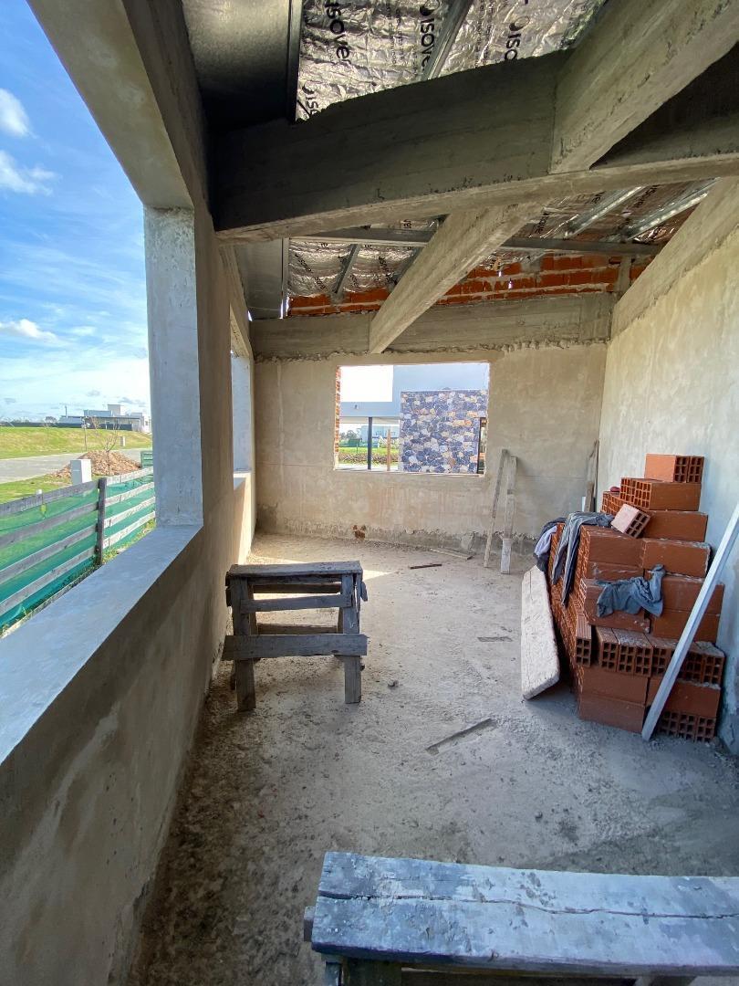 Casa en Construccion en El Barrio Magallanes 5