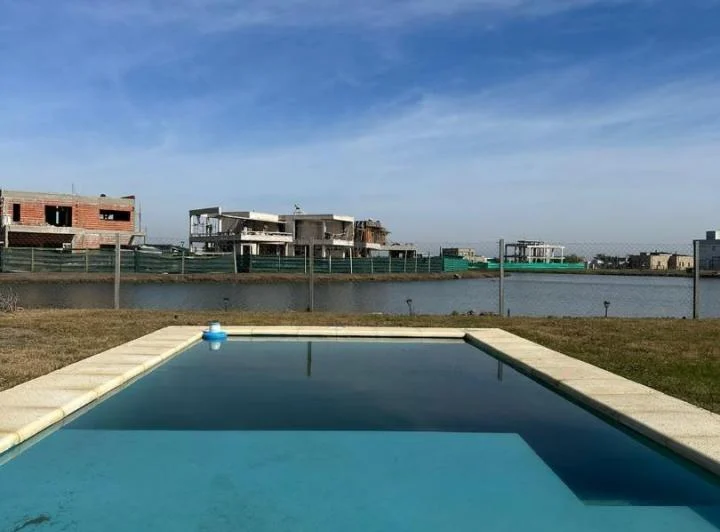 Casa en venta barrio Sebastian Gaboto