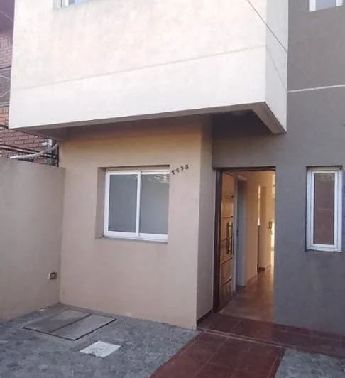 Duplex en Alquiler Cruce Varela 1