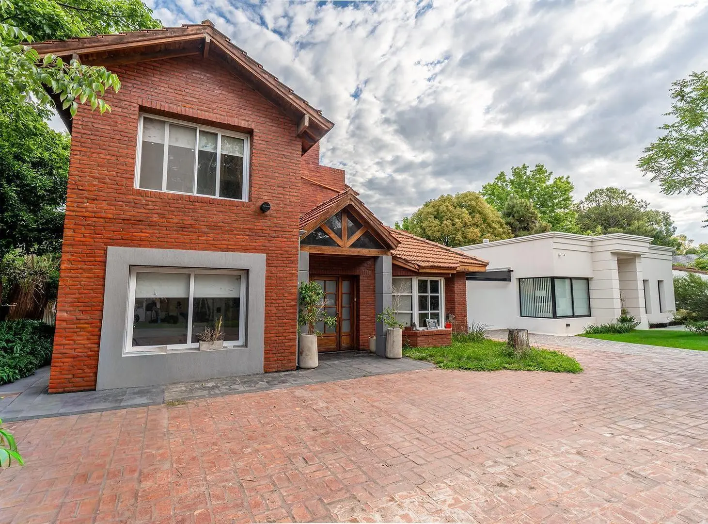 Casa venta El Carmen Hudson Berazategui 3