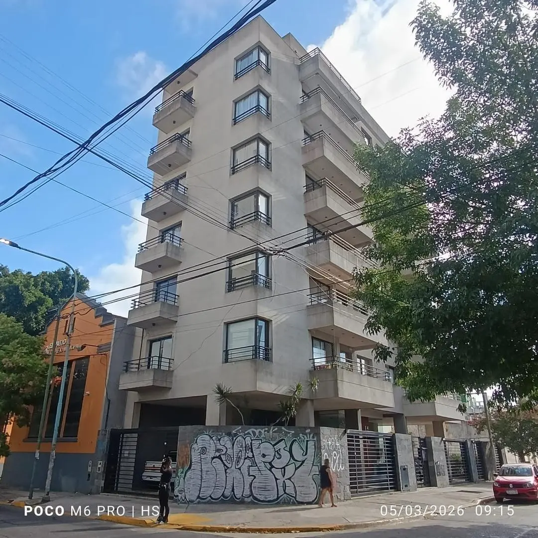 Departamento en venta de 3 ambientes Berazategui 1