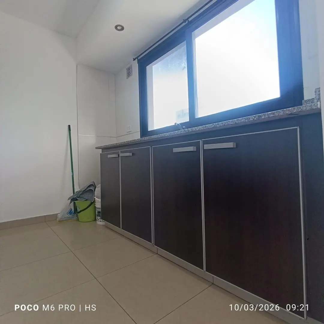 Departamento en venta de 3 ambientes Berazategui 8