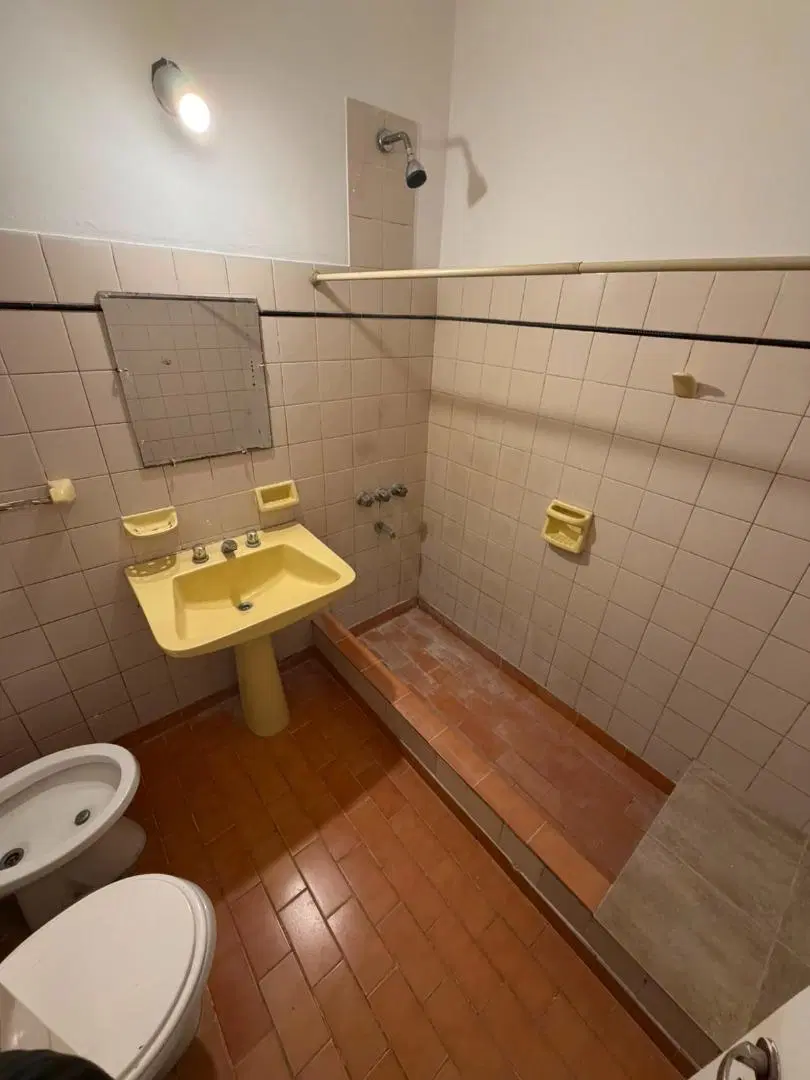 Casa en Alquiler Berazategui 4