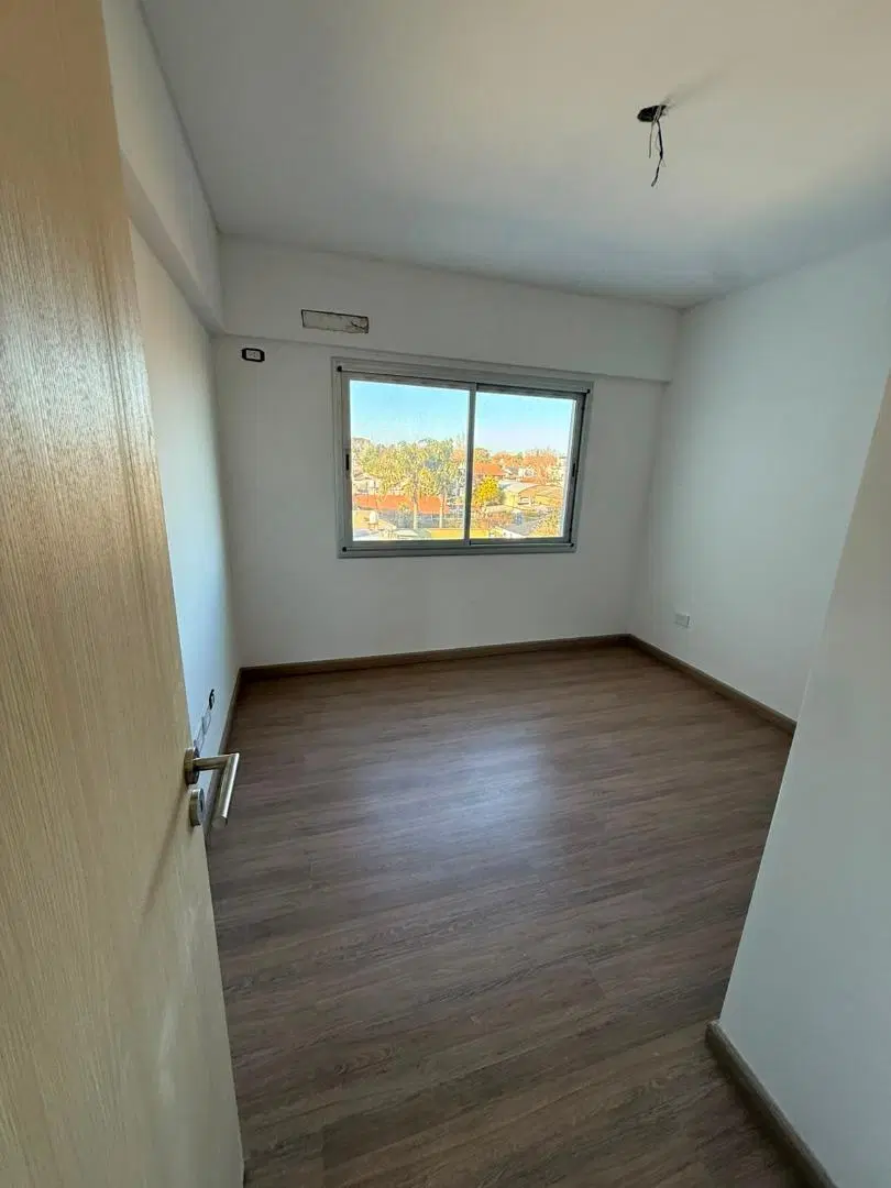 Departamento a estrenar 2 ambientes en Venta Berazategui 8