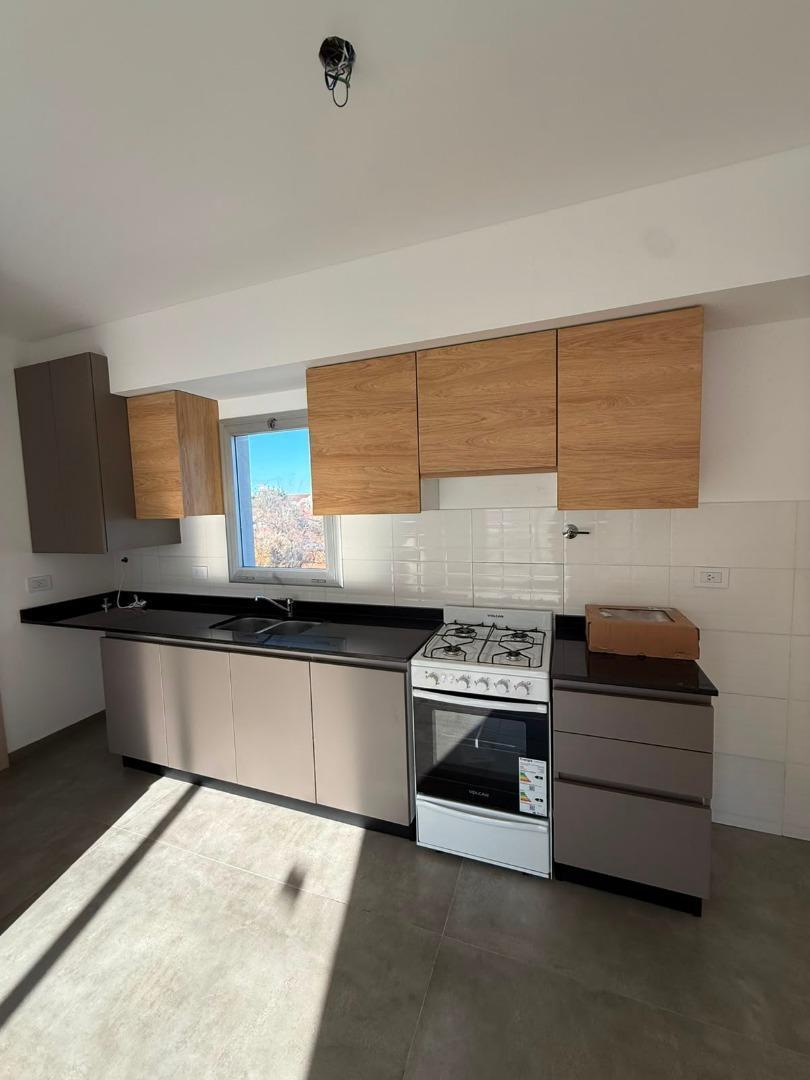 Foto de Departamento a estrenar 2 ambientes en alquiler Berazategui, imagen 4