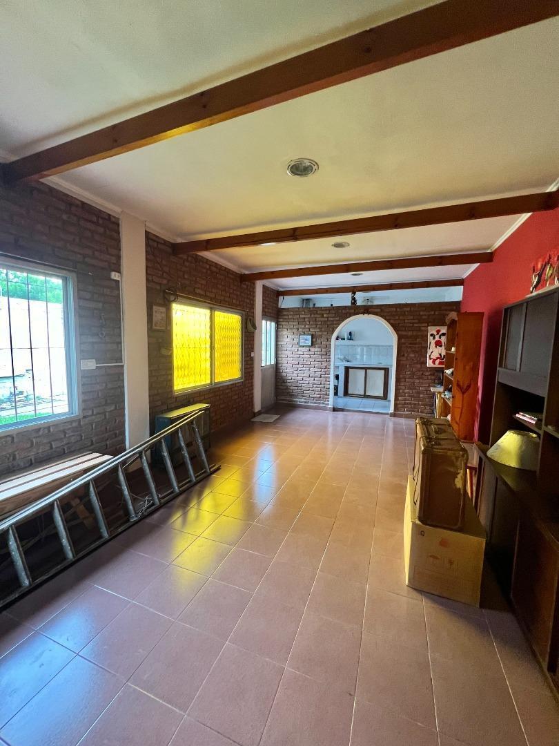 Foto de Casa en Venta 5 ambientes Berazategui, imagen 1