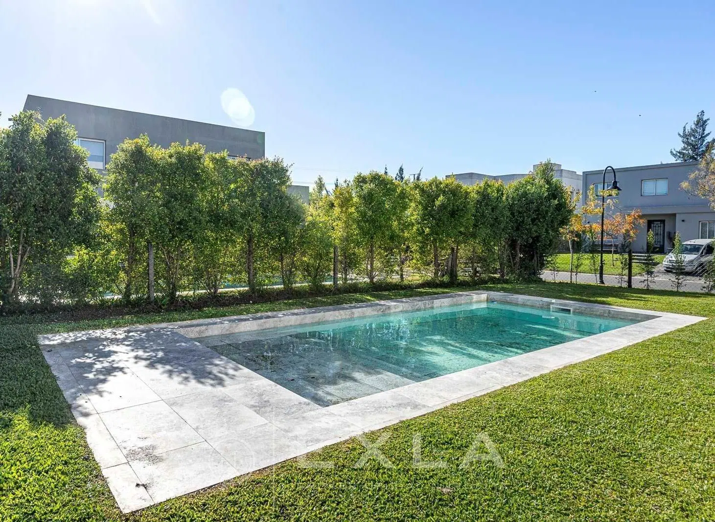 Moderna casa en Tipas – lote en esquina - 3 suites 3