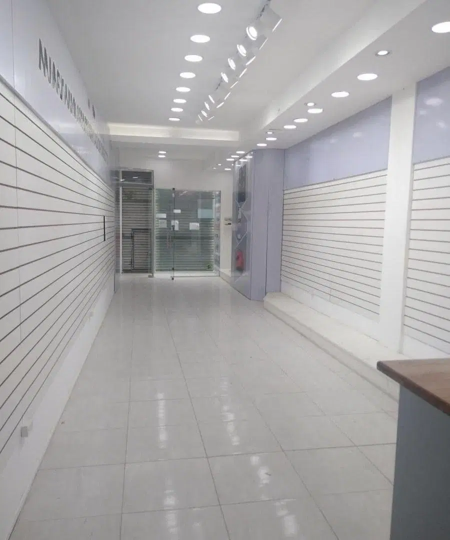 Corrientes y Pasteur excelente local. 360m² 2